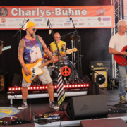 Highknees_Theaterfoyer-1